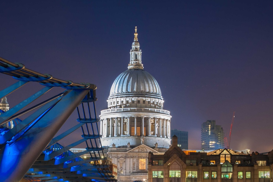 thumnail image for st paul cathedral.jpg