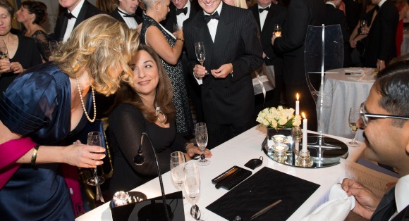 Host a dazzling corporate event with the Embee Diamond Reception!