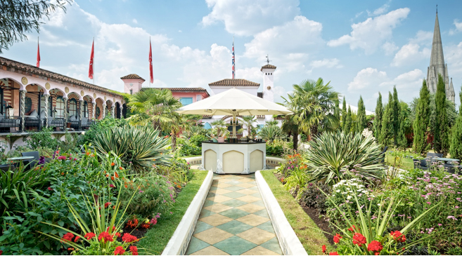 The Roof Gardens is awarded the Best Club…Bar None!